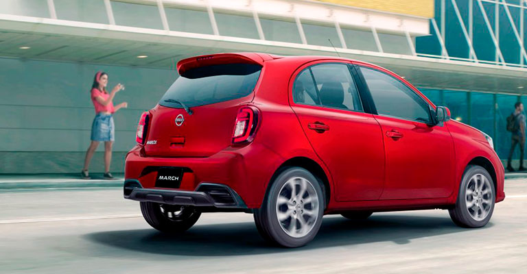 Cómo funciona el seguro de auto Nissan March