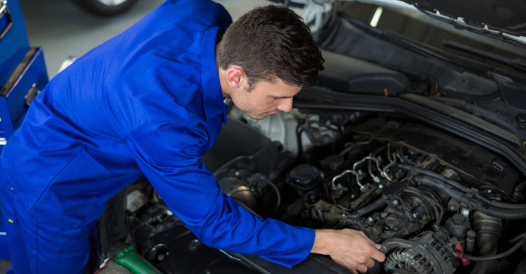 Qué es un seguro de auto con mantenimiento preventivo