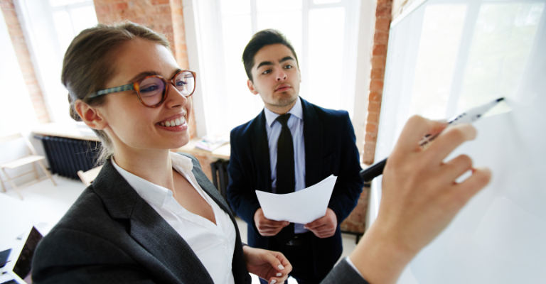 Por qué unirte a una promotoría puede cambiar tu carrera como agente de seguros